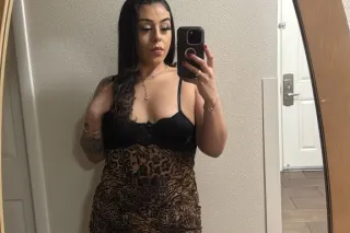 only one night 🤫Raw nd beautif... - Image 1