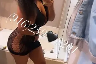 Upscale ⚠𝘚𝘭𝘪𝘱𝘱𝘦𝘳𝘺 🏄𝘞𝘩𝘦𝘯🌈𝘞𝘦𝘵🍑💦 ... - Image 2